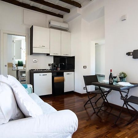 Navona New Charme Art Apartament Roma Ngoại thất bức ảnh